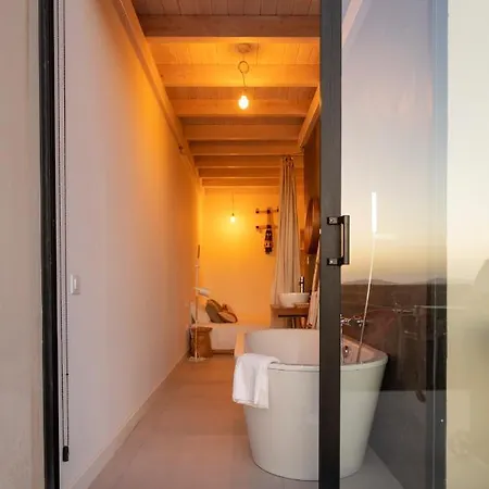 Calderon Hondo. Design , Views And Pool Lajares-corralejo *