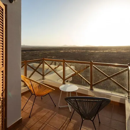 Calderon Hondo. Design , Views And Pool Lajares-corralejo * Corralejo