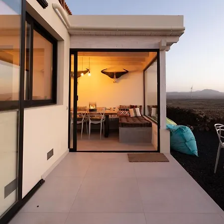 Villa Calderon Hondo. Design , Views And Pool Lajares-corralejo Corralejo