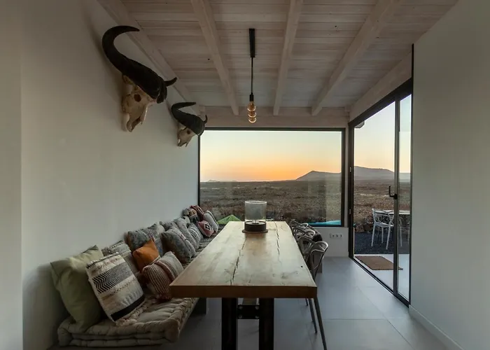 Villa Calderon Hondo. Design , Views And Pool Lajares-corralejo *