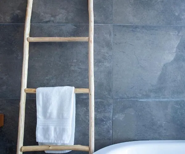 Calderon Hondo. Design , Views And Pool Lajares-corralejo Villa *