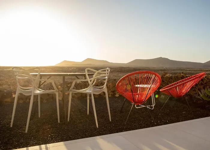 Calderon Hondo. Design , Views And Pool Lajares-corralejo Villa